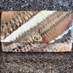 Elegant vintage Feather Pattern Clutch